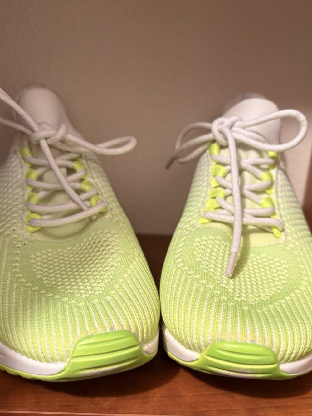 Dkny Ashly Sneakers View 2